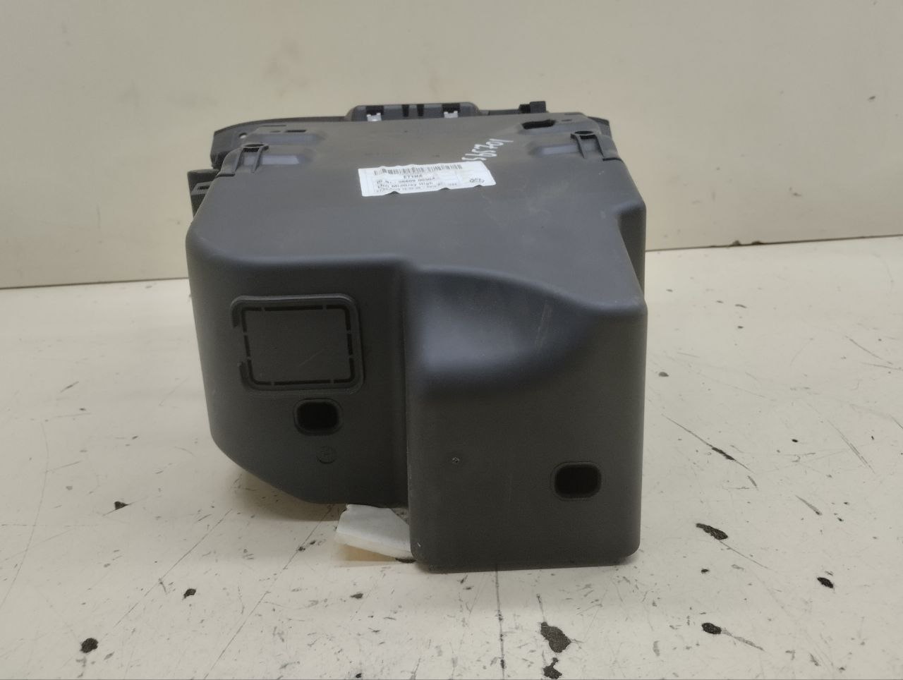 Бардачок Ford Mondeo 4 2007-2015 Бардачок Ford Mondeo 4 2007-2015