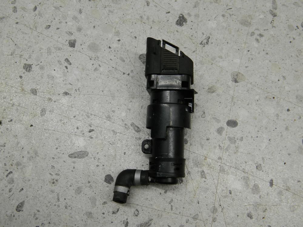 Форсунка омывателя фары Mazda Mazda 3 (BL) 2009-2013