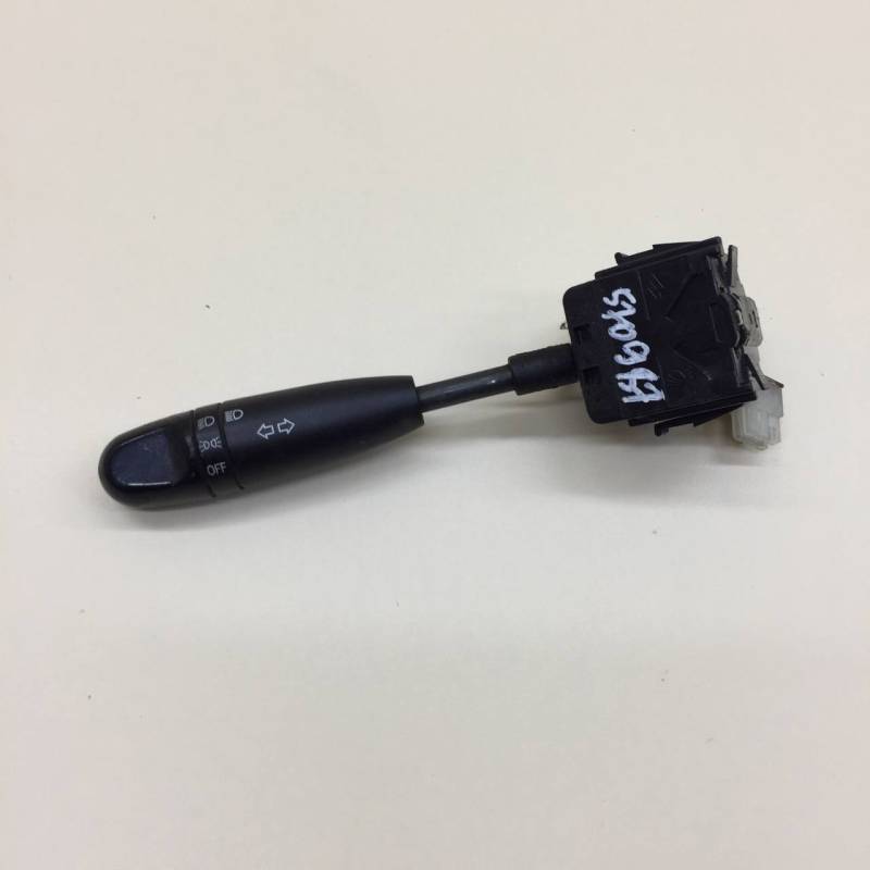 Переключатель поворотов подрулевой Chevrolet Aveo T250 2005-2011 Переключатель поворотов подрулевой Chevrolet Aveo T250 2005-2011