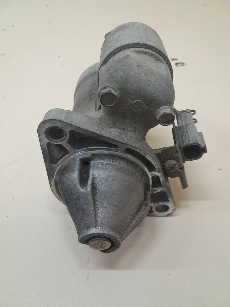 Стартер Nissan Almera (N16) 2000-2006 Стартер Nissan Almera (N16) 2000-2006