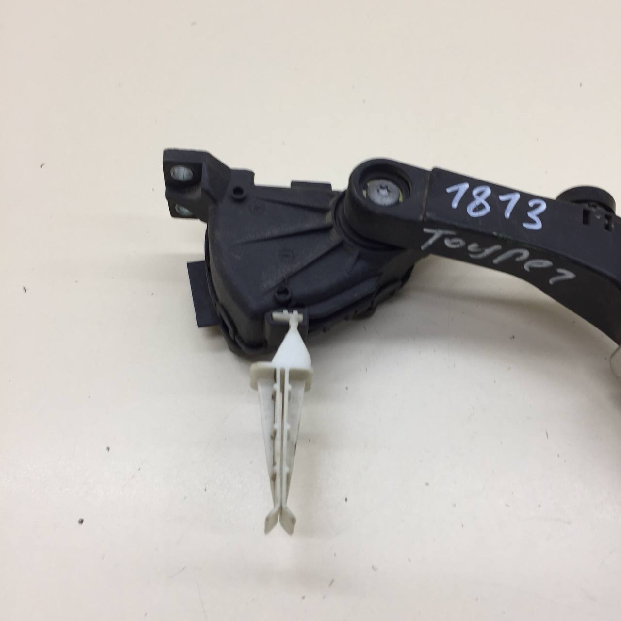 Педаль газа Porsche Cayenne 2003-2010