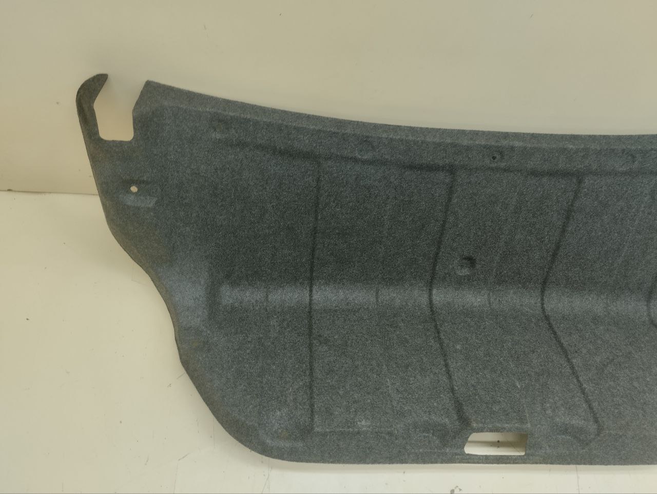 Обшивка крышки багажника Mitsubishi Lancer 9 (CS/Classic) 2000-2011 Обшивка крышки багажника Mitsubishi Lancer 9 (CS/Classic) 2000-2011