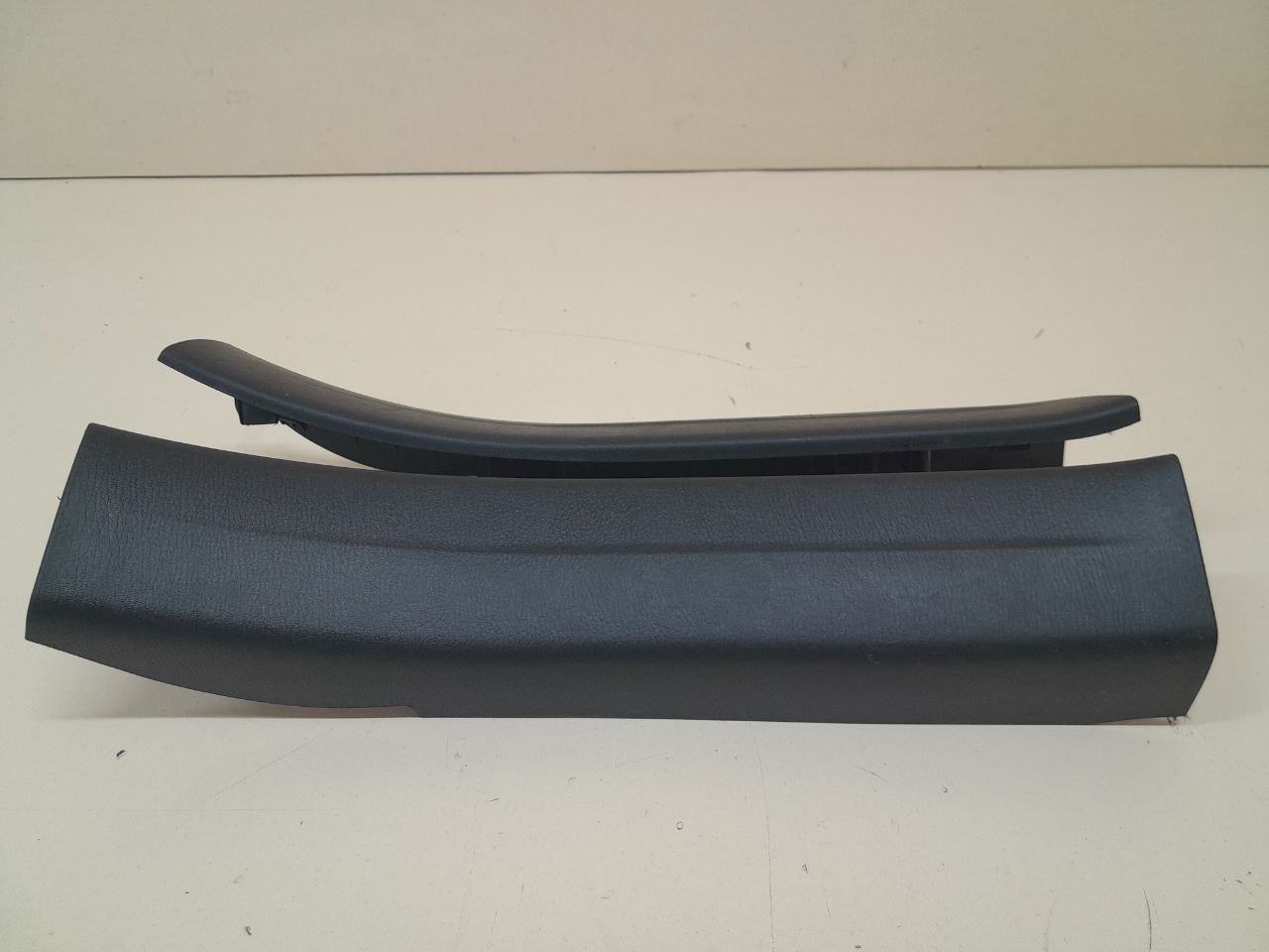 Накладка порога (внутренняя) Mazda Mazda 3 (BM) 2013-2016 Накладка порога (внутренняя) Mazda Mazda 3 (BM) 2013-2016