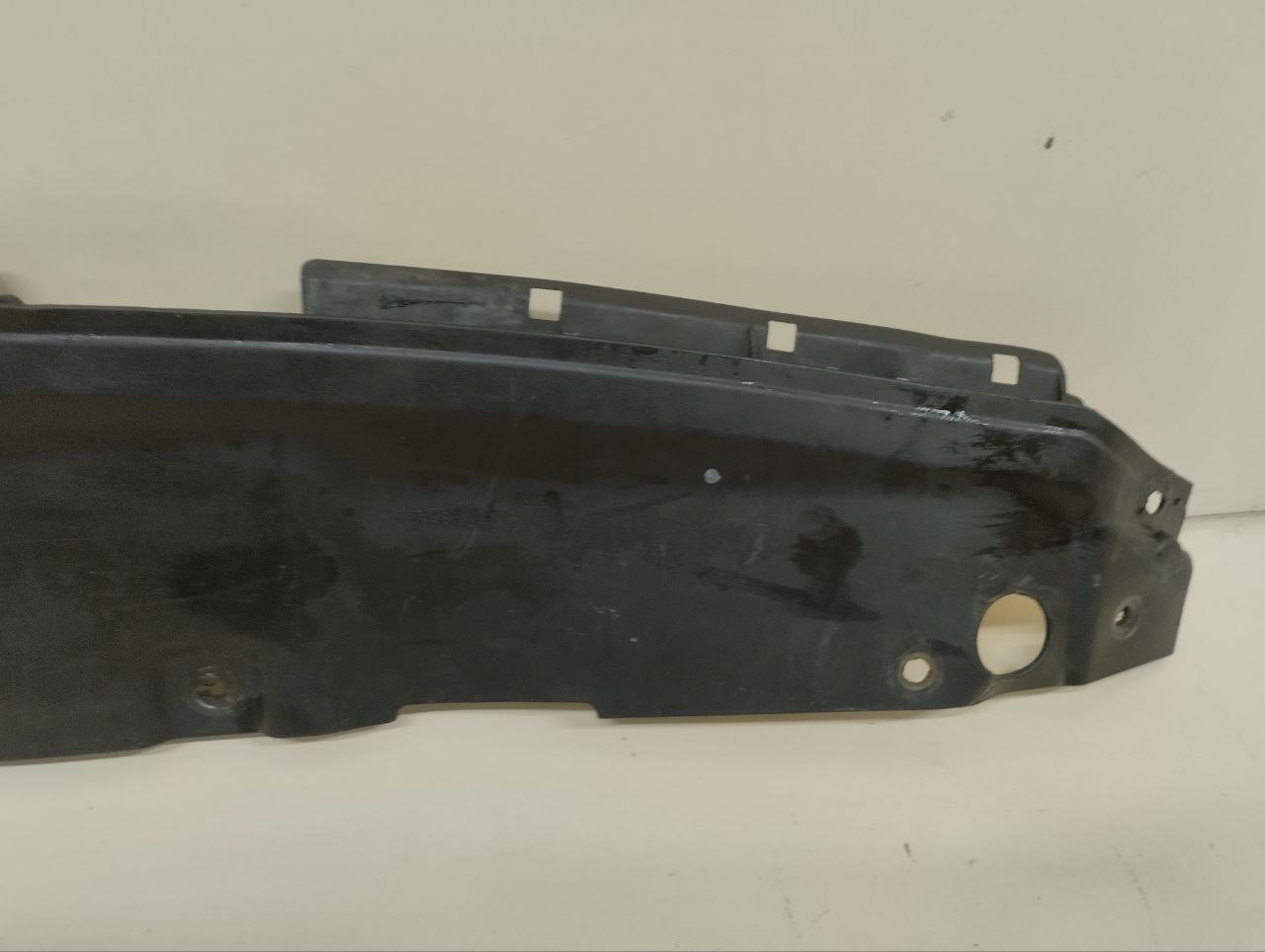 Кожух замка капота Hyundai Solaris (RB) 2010-2017