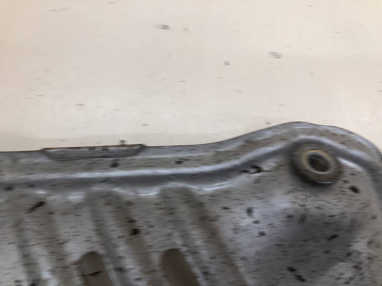 Экран тепловой Toyota Corolla E180 2013-2019 Экран тепловой Toyota Corolla E180 2013-2019