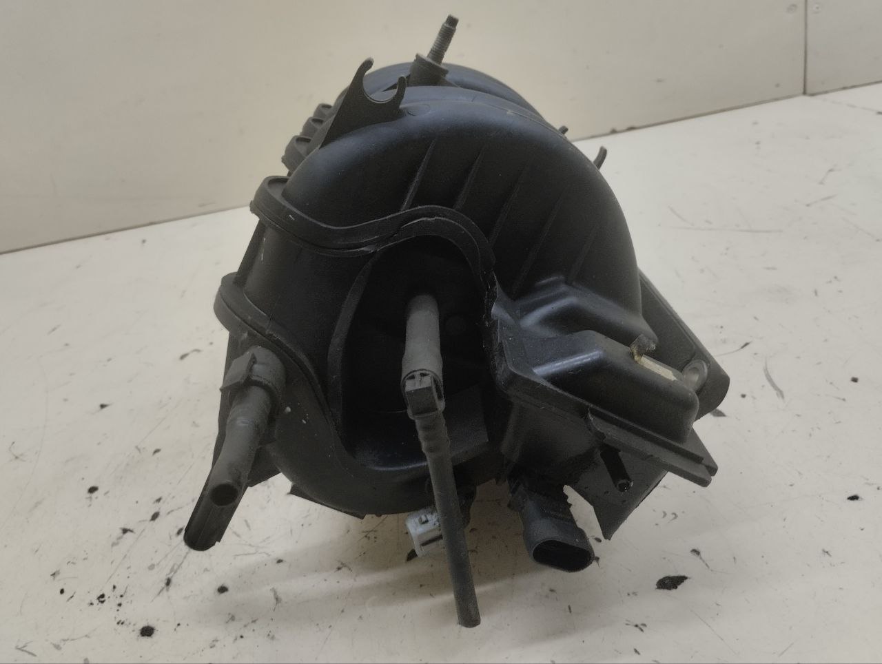 Коллектор впускной Renault Logan (2) 2014> Коллектор впускной Renault Logan (2) 2014>
