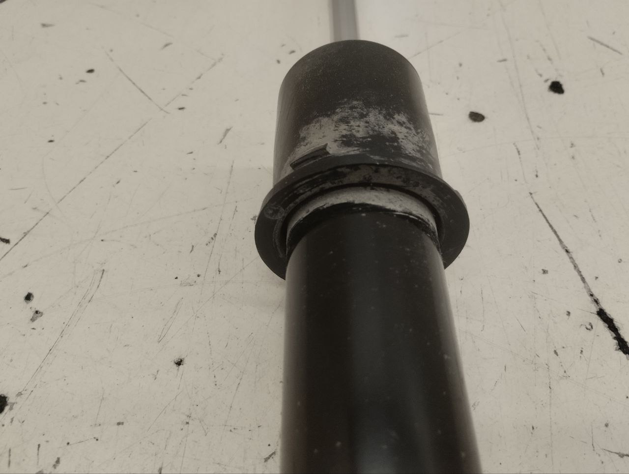 Амортизатор задний Kia K5 (DL3) 2019>