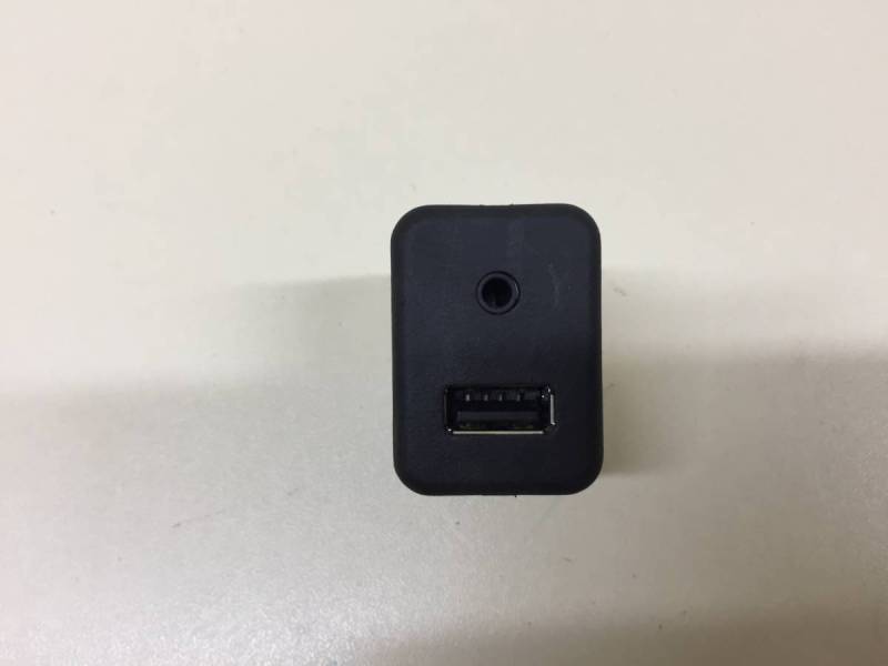 Разъем (USB AUX) Chevrolet Aveo T300 2011>