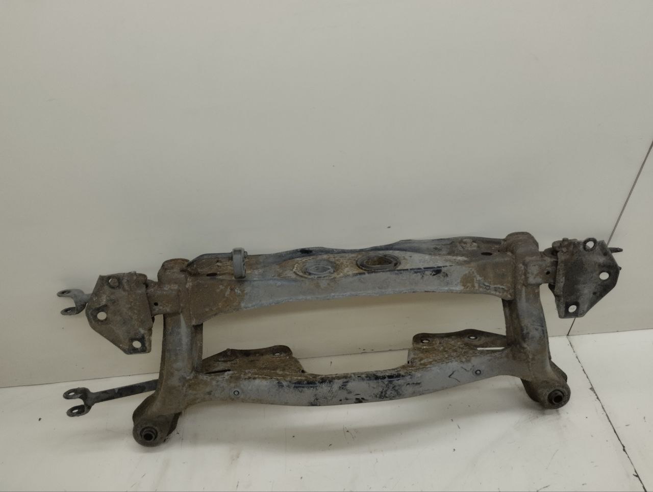 Балка задняя Toyota Highlander (U40) 2007-2013 Балка задняя Toyota Highlander (U40) 2007-2013