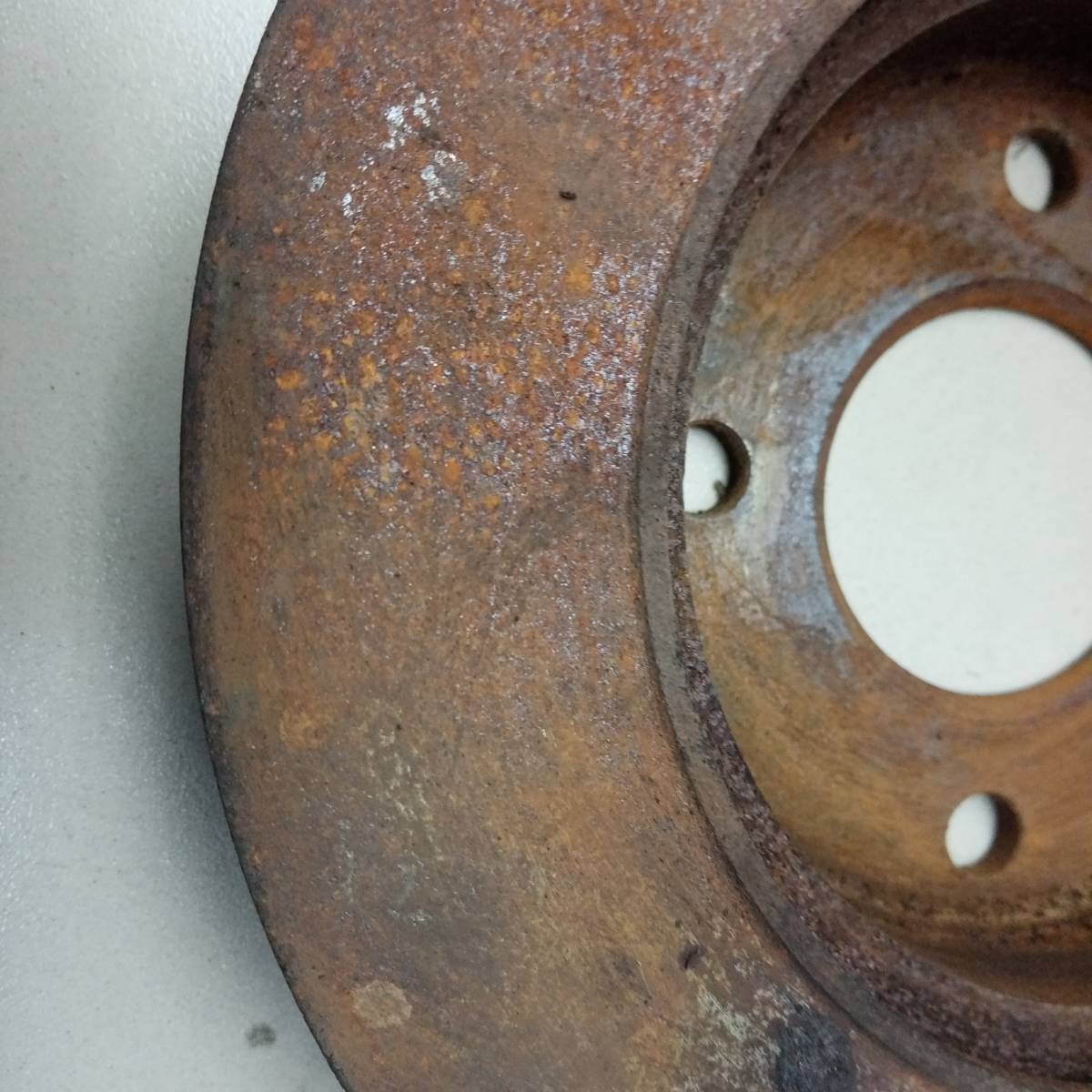 Диск тормозной передний Nissan March (K11) 1992-2002