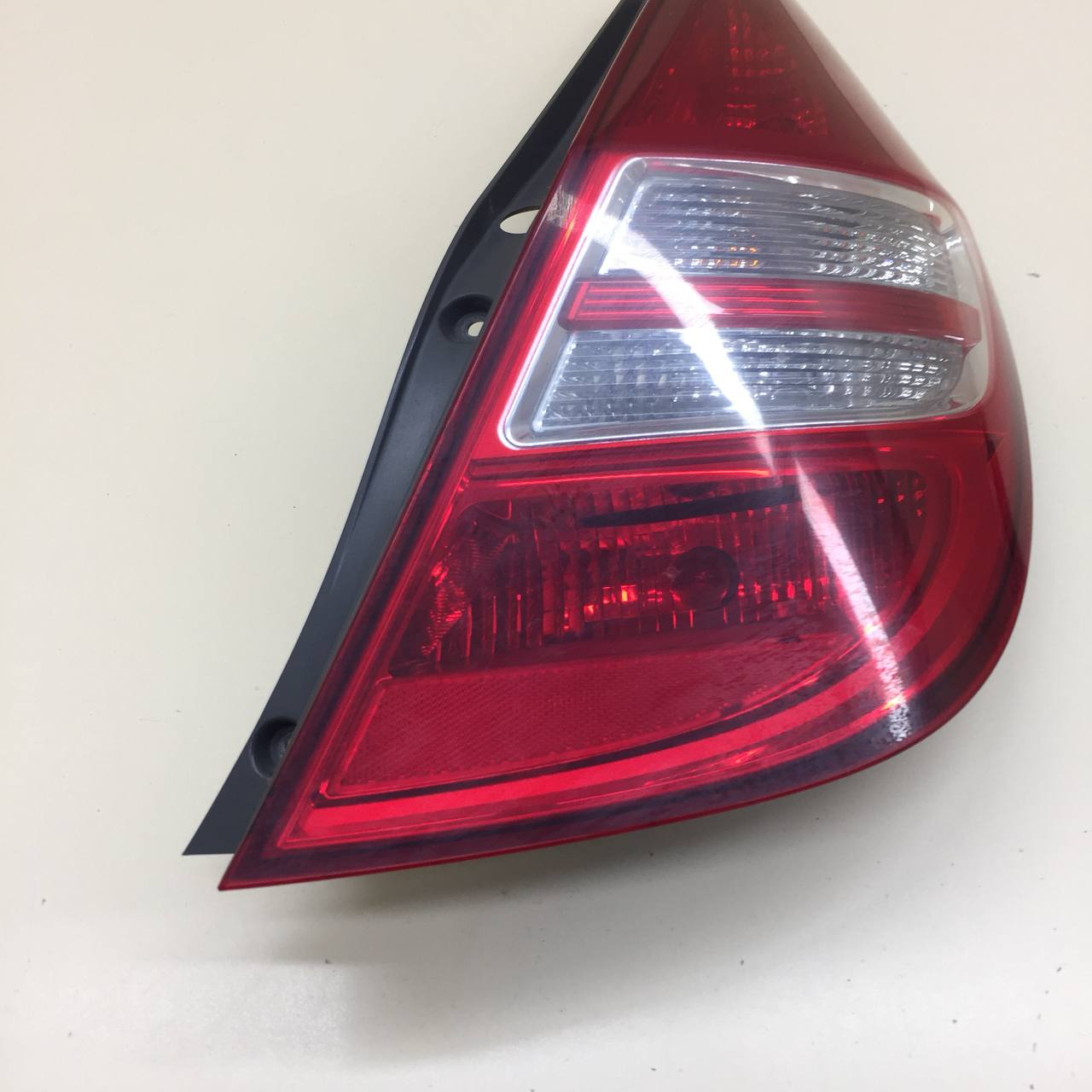 Фонарь задний правый Hyundai i30 (FD) 2007-2012 Фонарь задний правый Hyundai i30 (FD) 2007-2012