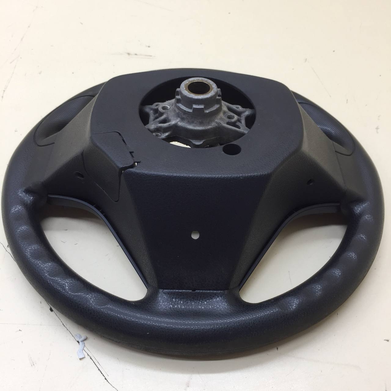 Рулевое колесо для AIR BAG (без AIR BAG) Toyota Corolla E180 2013-2019