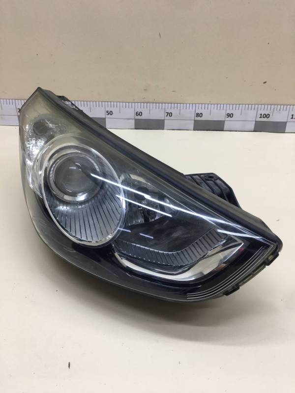 Фара правая Hyundai ix35 (LM) 2010-2015