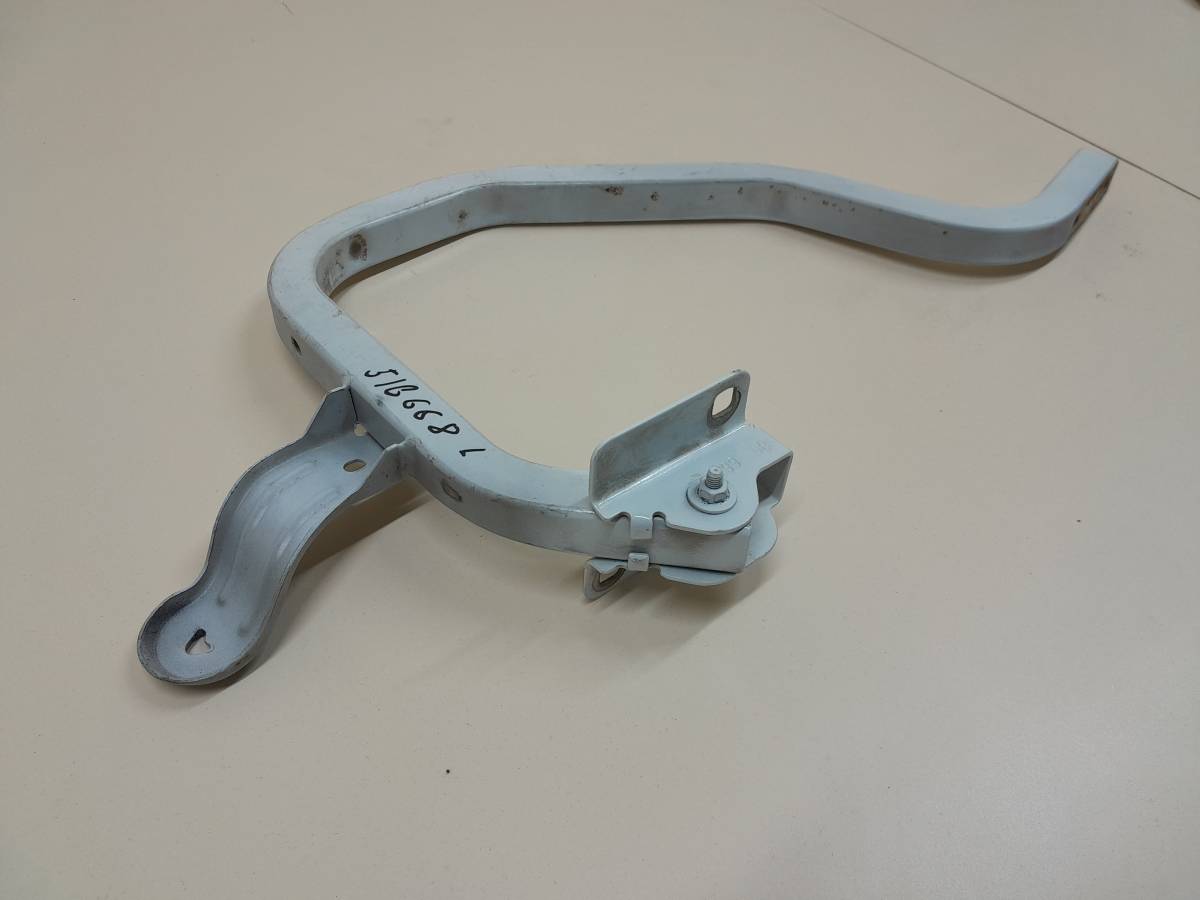 Петля крышки багажника Renault Logan (1) 2005-2014 Петля крышки багажника Renault Logan (1) 2005-2014