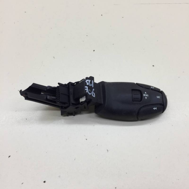 Переключатель подрулевой управления магнитолой Citroen C5 2001-2008