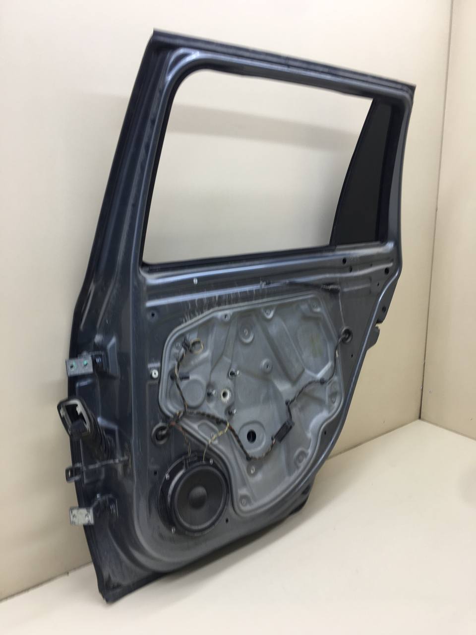 Дверь задняя правая Skoda Octavia (A5 1Z-) 2004-2013 Дверь задняя правая Skoda Octavia (A5 1Z-) 2004-2013