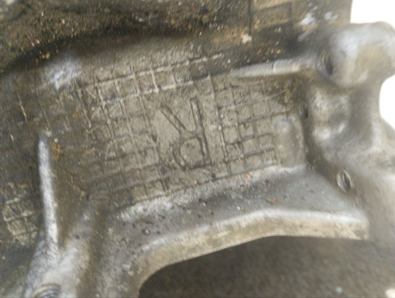 Головка блока цилиндров Land Rover Discovery 3 (L319) 2004-2009 Головка блока цилиндров Land Rover Discovery 3 (L319) 2004-2009