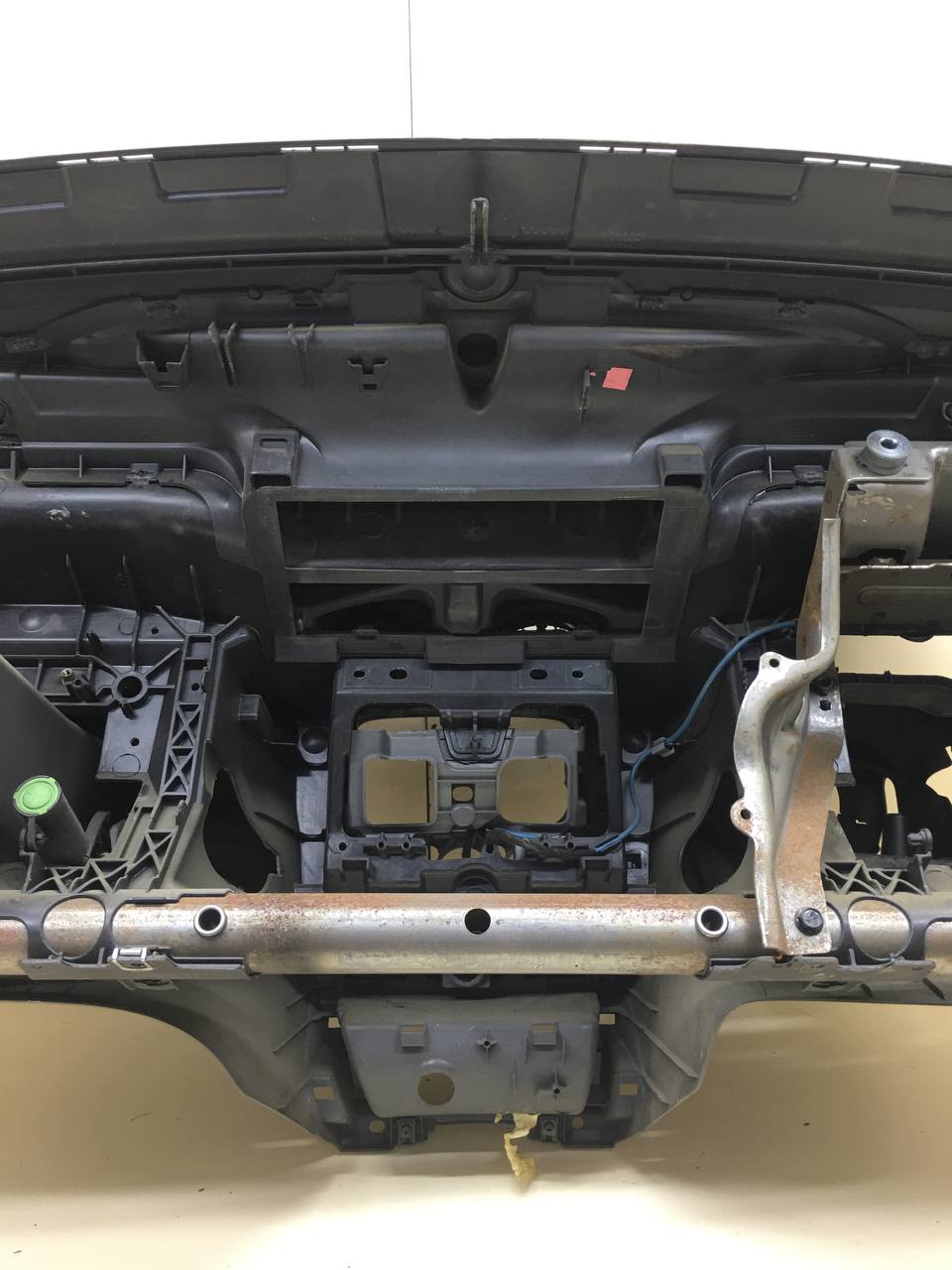 Торпедо Ford Focus 2 (DB) 2008-2011 Торпедо Ford Focus 2 (DB) 2008-2011