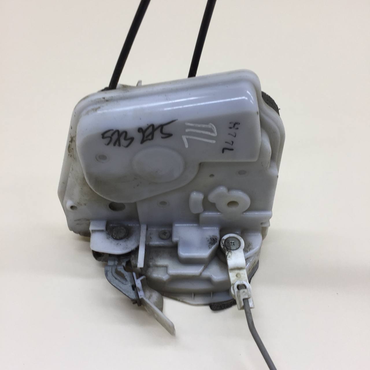 Замок двери передней левой Mazda Mazda 6 (GH) 2007-2012