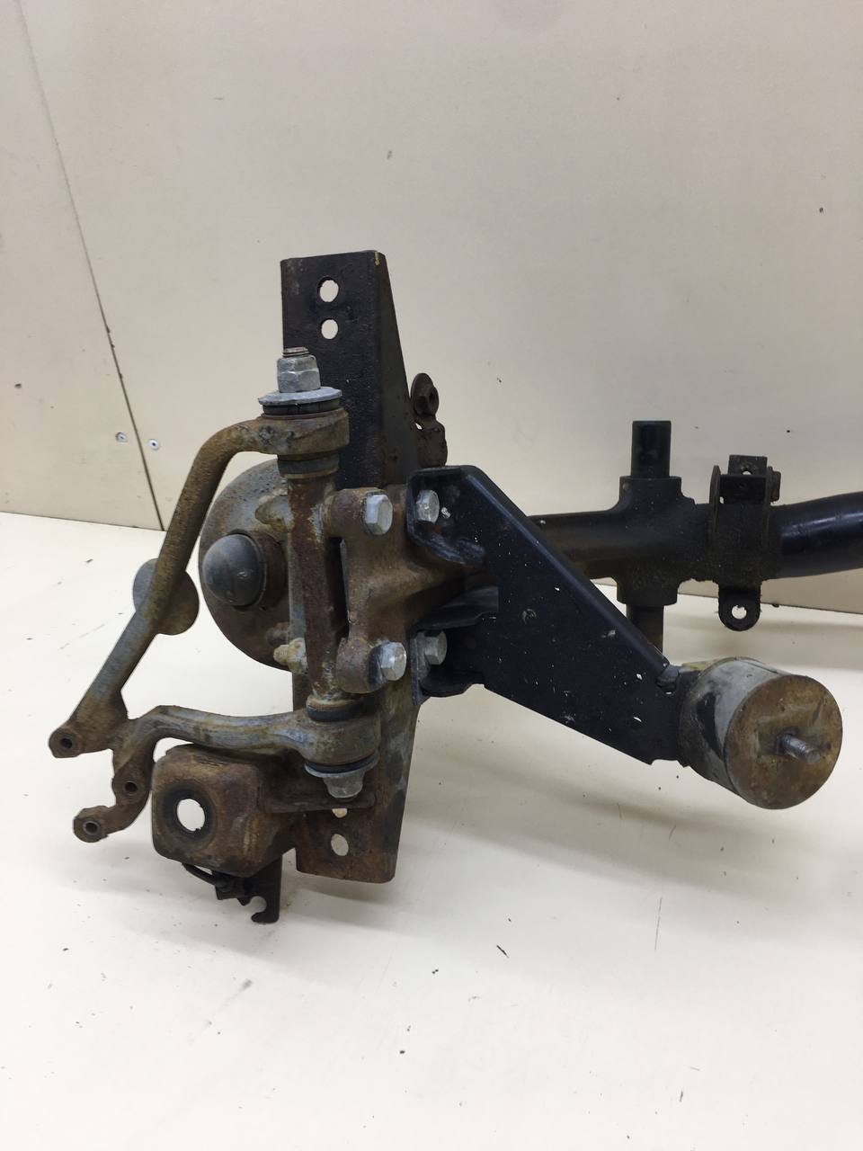 Балка подмоторная Lada  Niva Travel 2020>