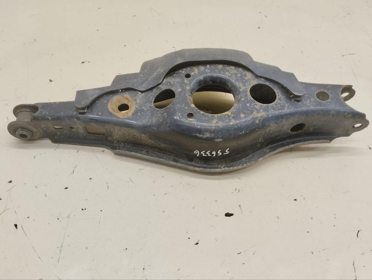 Рычаг задний поперечный Toyota Rav 4 (A30) 2006-2013
