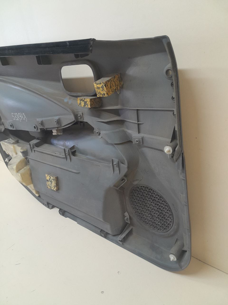 Обшивка двери передней правой Nissan Almera Classic (B10) 2006-2013