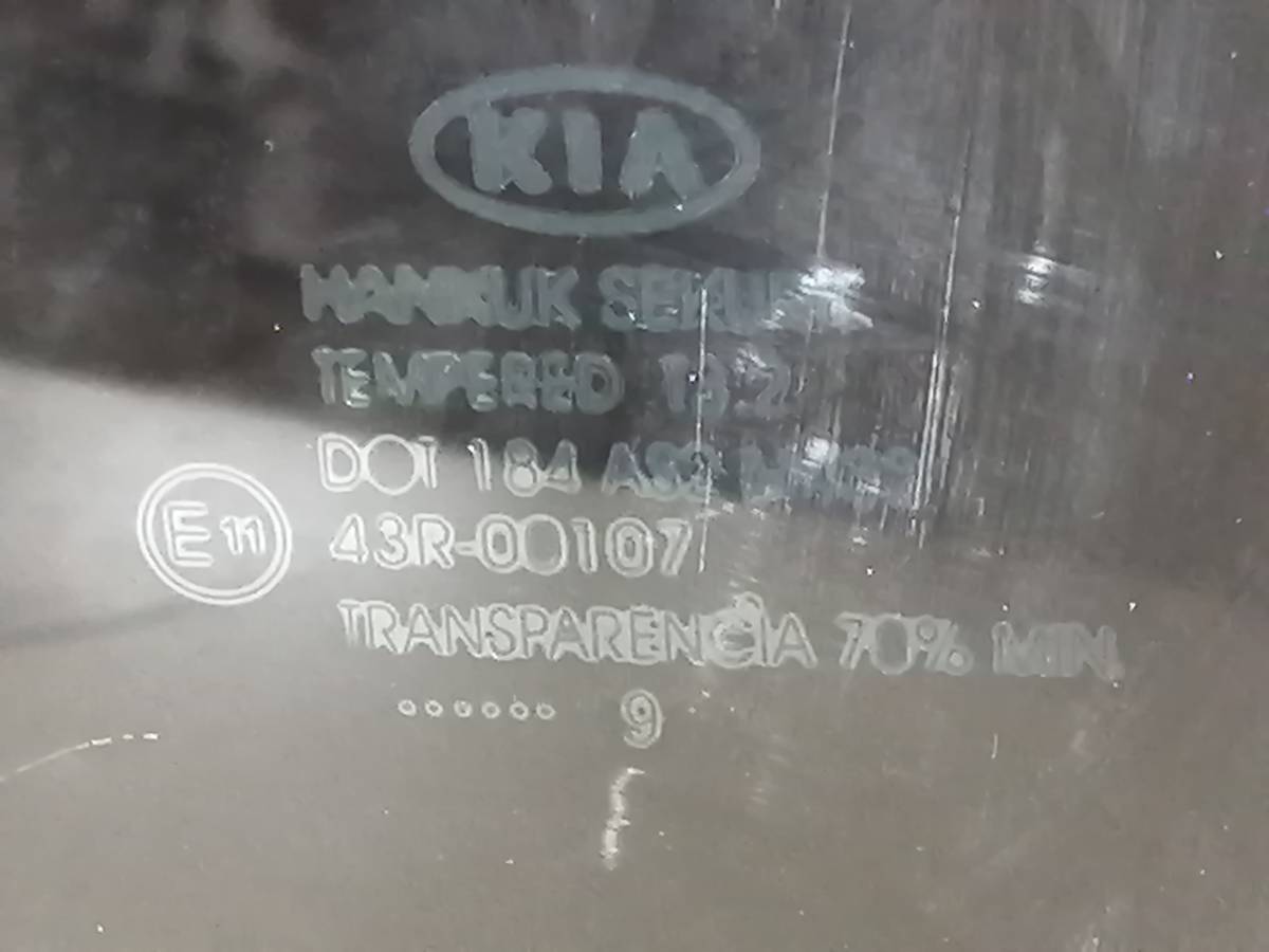 Стекло двери задней левой Kia Ceed (ED) 2007-2012