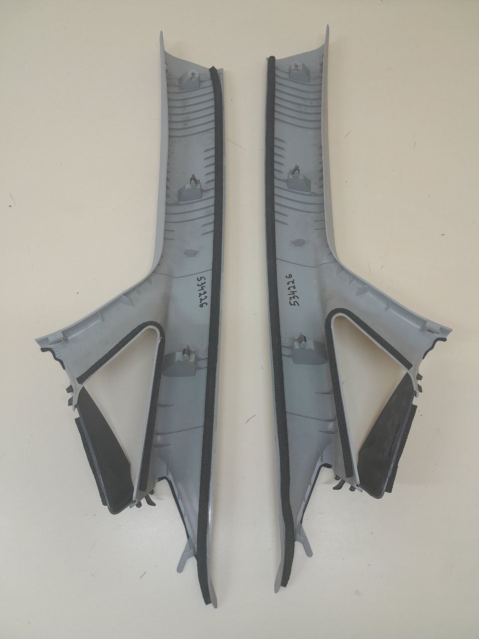Обшивка стойки Mazda CX-7 (ER) 2006-2012