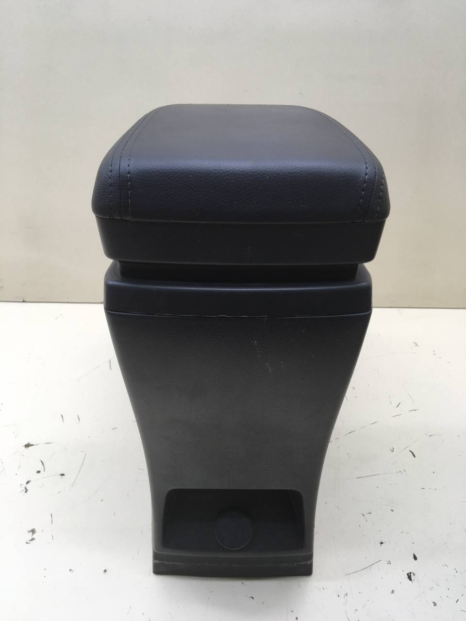 Консоль центральная Chevrolet Captiva (C140) 2011-2016 Консоль центральная Chevrolet Captiva (C140) 2011-2016