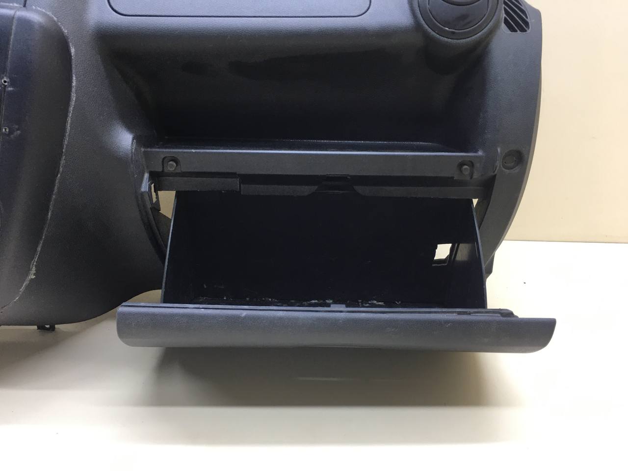 Торпедо Lada Granta 2011>