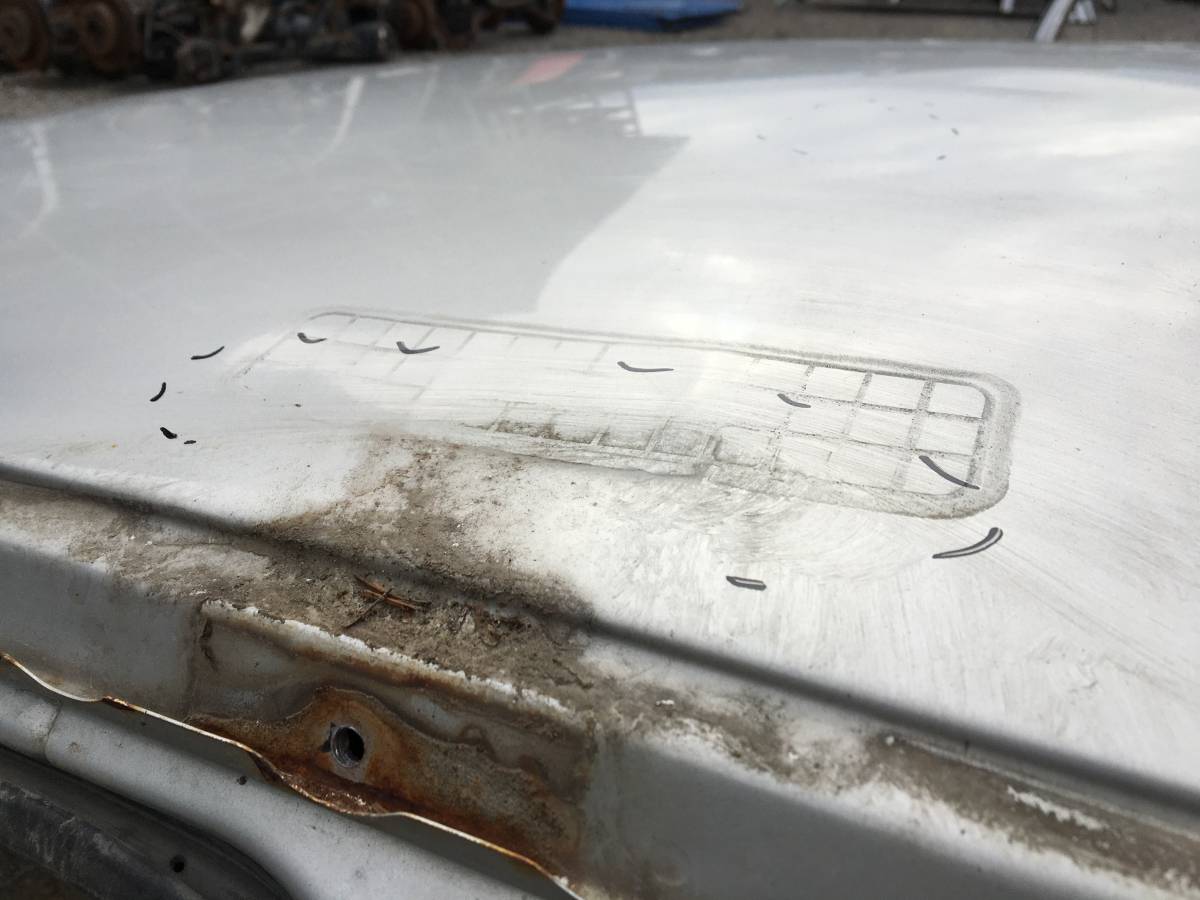 Крыша Lada Granta 2011>