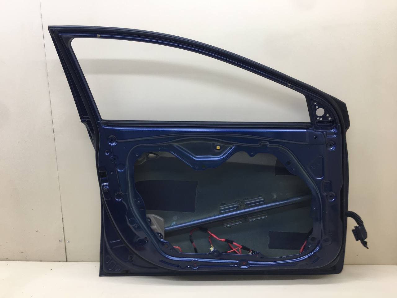 Дверь передняя левая Hyundai Elantra (MD) 2011-2016 Дверь передняя левая Hyundai Elantra (MD) 2011-2016