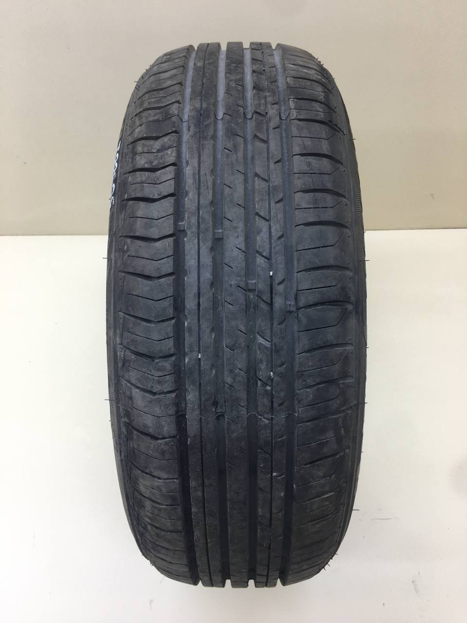 Шины R16 Летние Evergreen Dyna Comfort en226