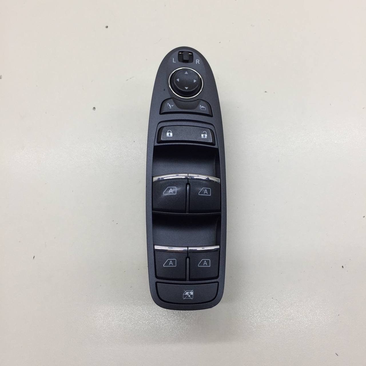 Блок управления стеклоподъемниками Infiniti M37 / Q70 (Y51) 2010>