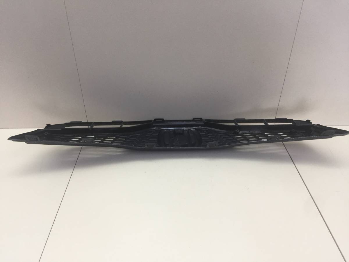 Решетка радиатора Honda Fit (GE) 2008-2012