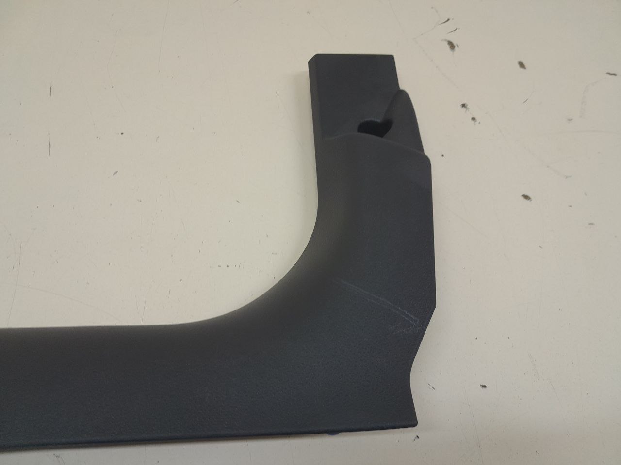 Накладка порога (внутренняя) Lada Vesta 2015>