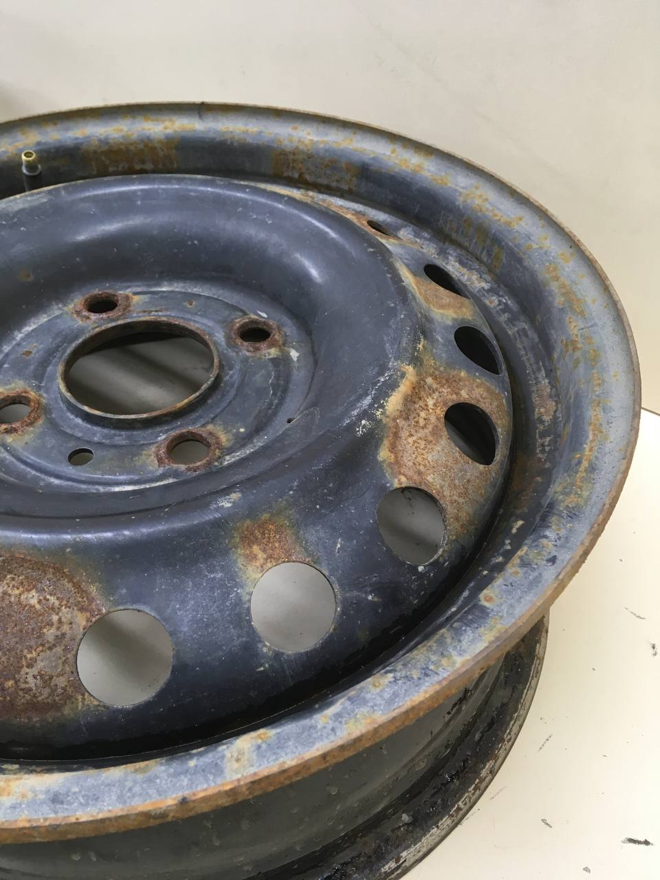 Диски к-кт R15 Штампованные