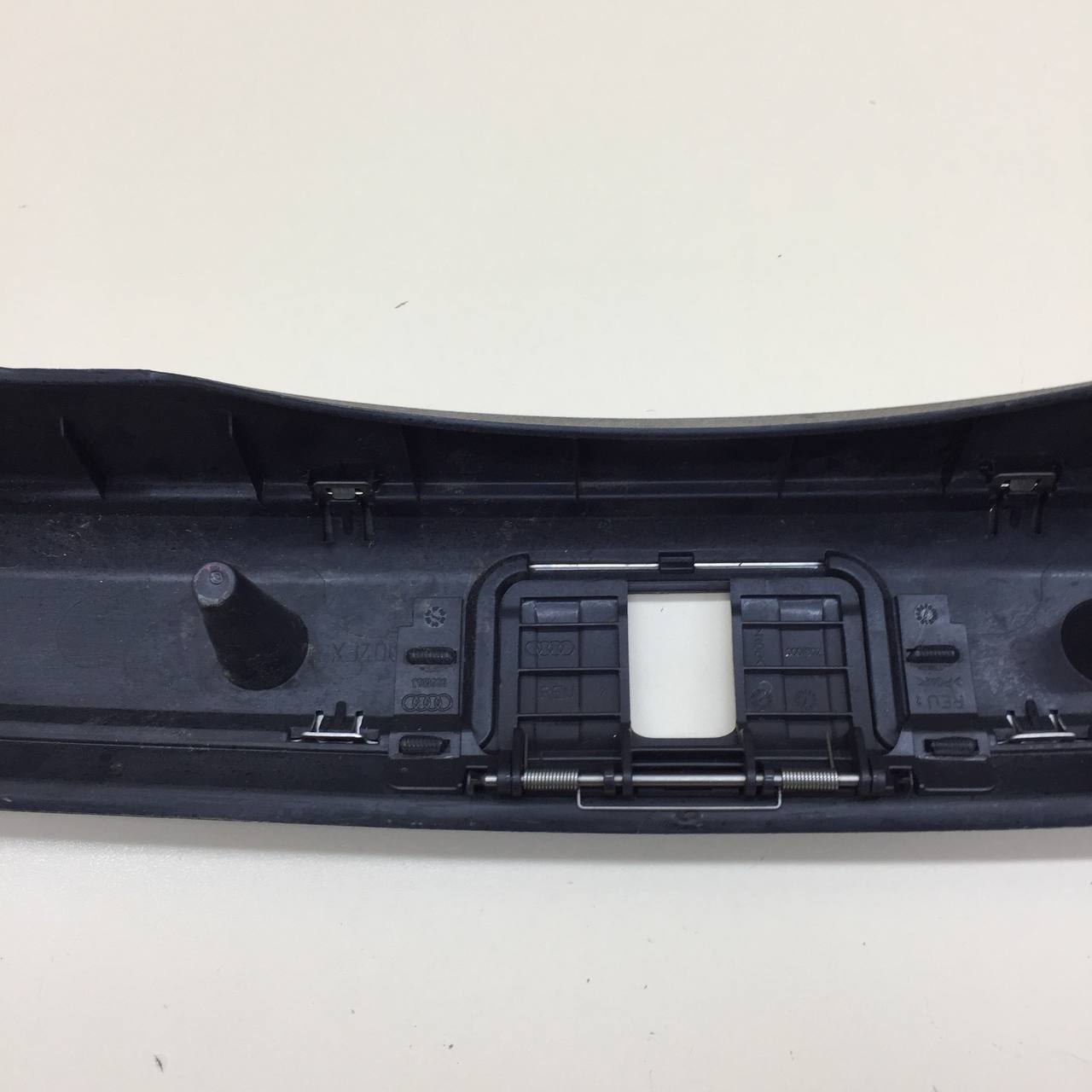 Обшивка багажника Audi A4 (B7) 2005-2007