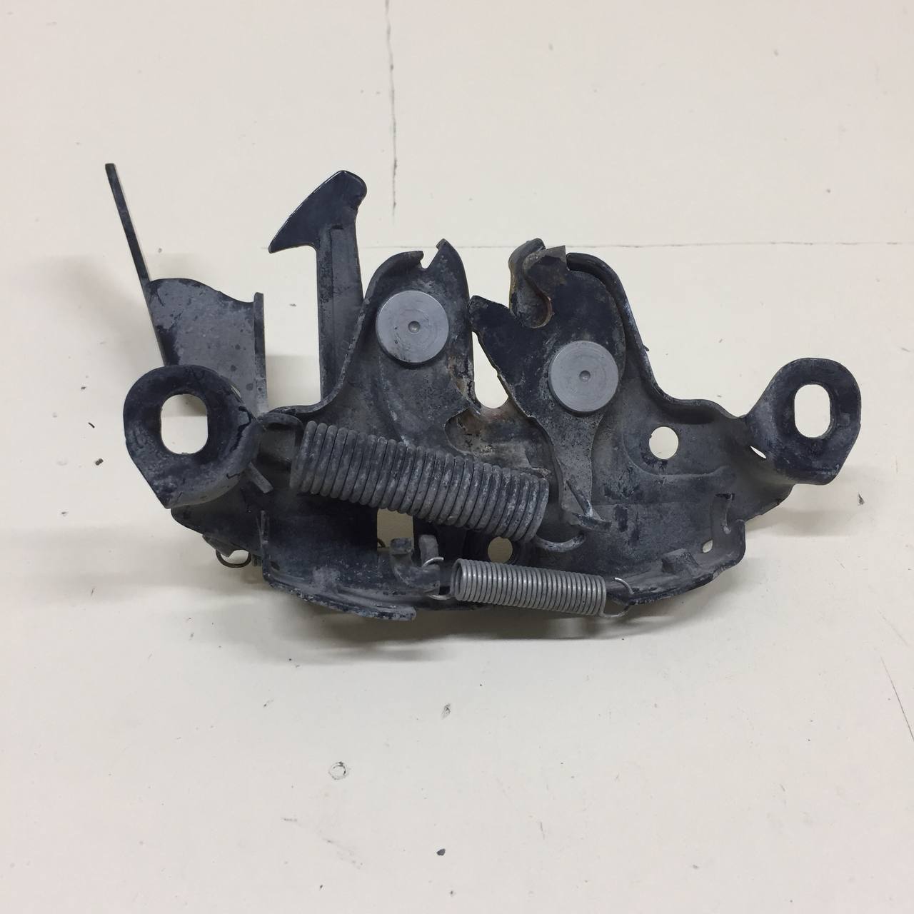 Замок капота Nissan Almera 3 (G11, G15) 2012>