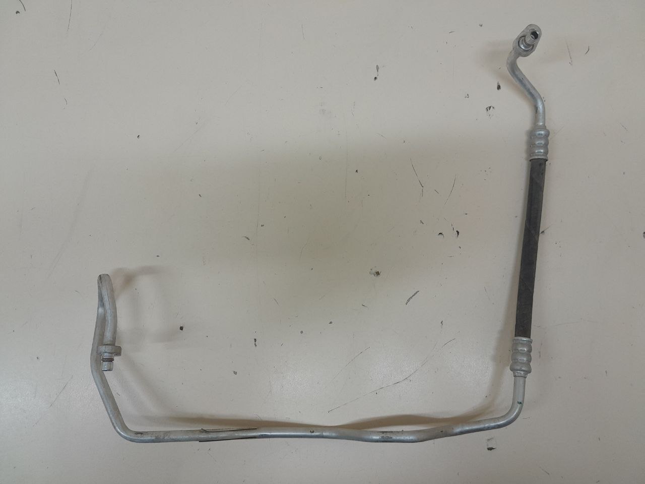 Трубка кондиционера Renault Duster (HSA, HSM) 2012> Трубка кондиционера Renault Duster (HSA, HSM) 2012>