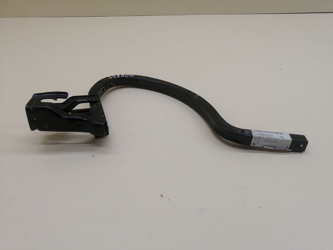 Петля крышки багажника Chevrolet Cruze (J300) 2009-2016