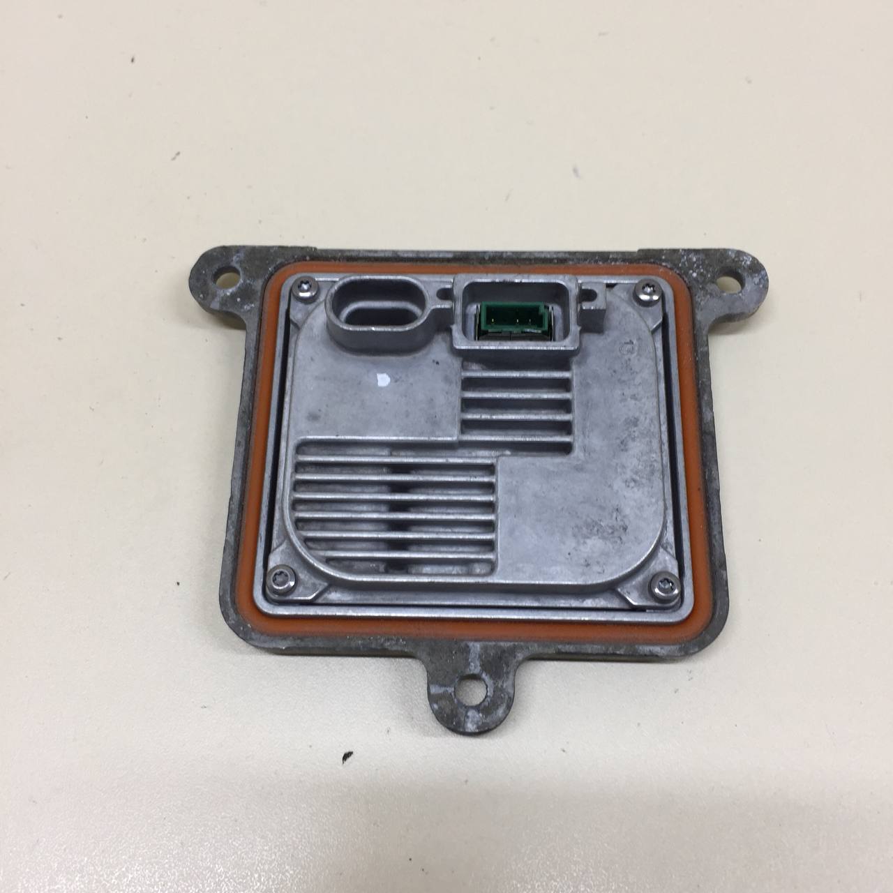 Блок ксеноновой лампы Land Rover Discovery Sport 2014>