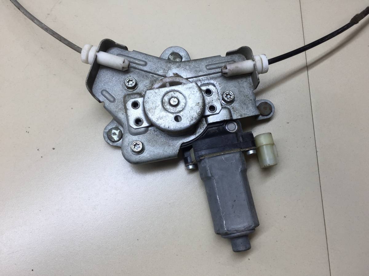 Стеклоподъемник электр. передний правый Kia Picanto (BA) 2005-2011