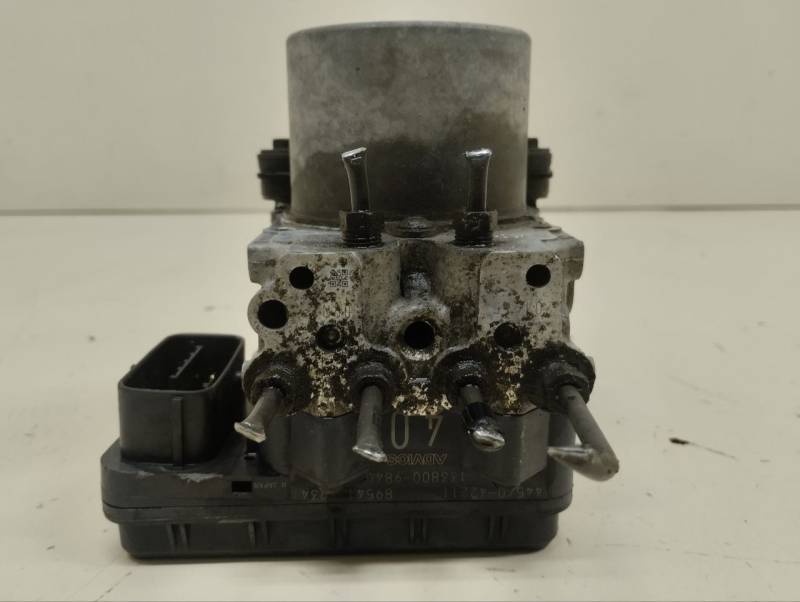Блок ABS (насос) Toyota Rav 4 (A30) 2006-2013