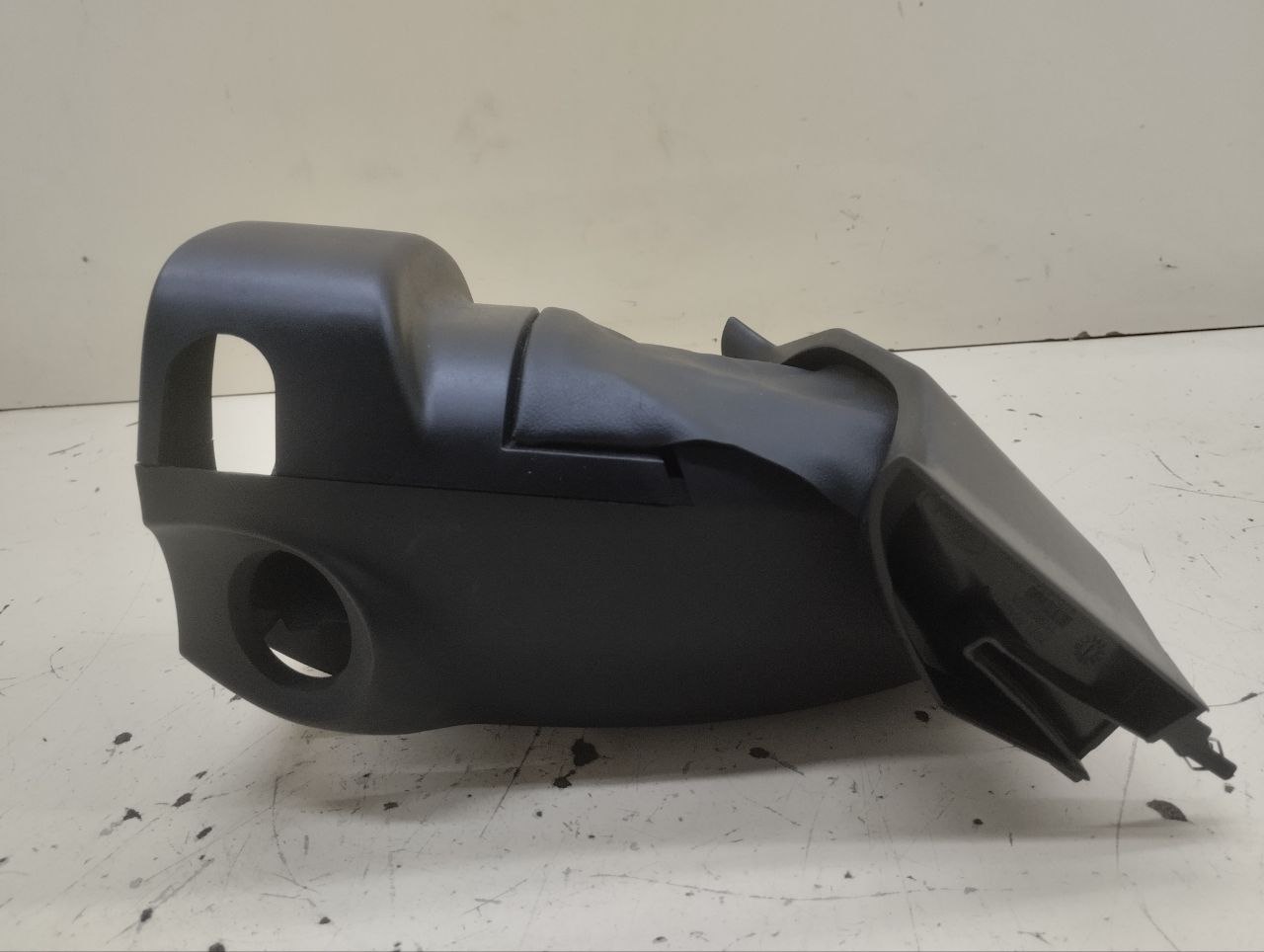 Кожух рулевой колонки Ford Mondeo 4 2007-2015 Кожух рулевой колонки Ford Mondeo 4 2007-2015