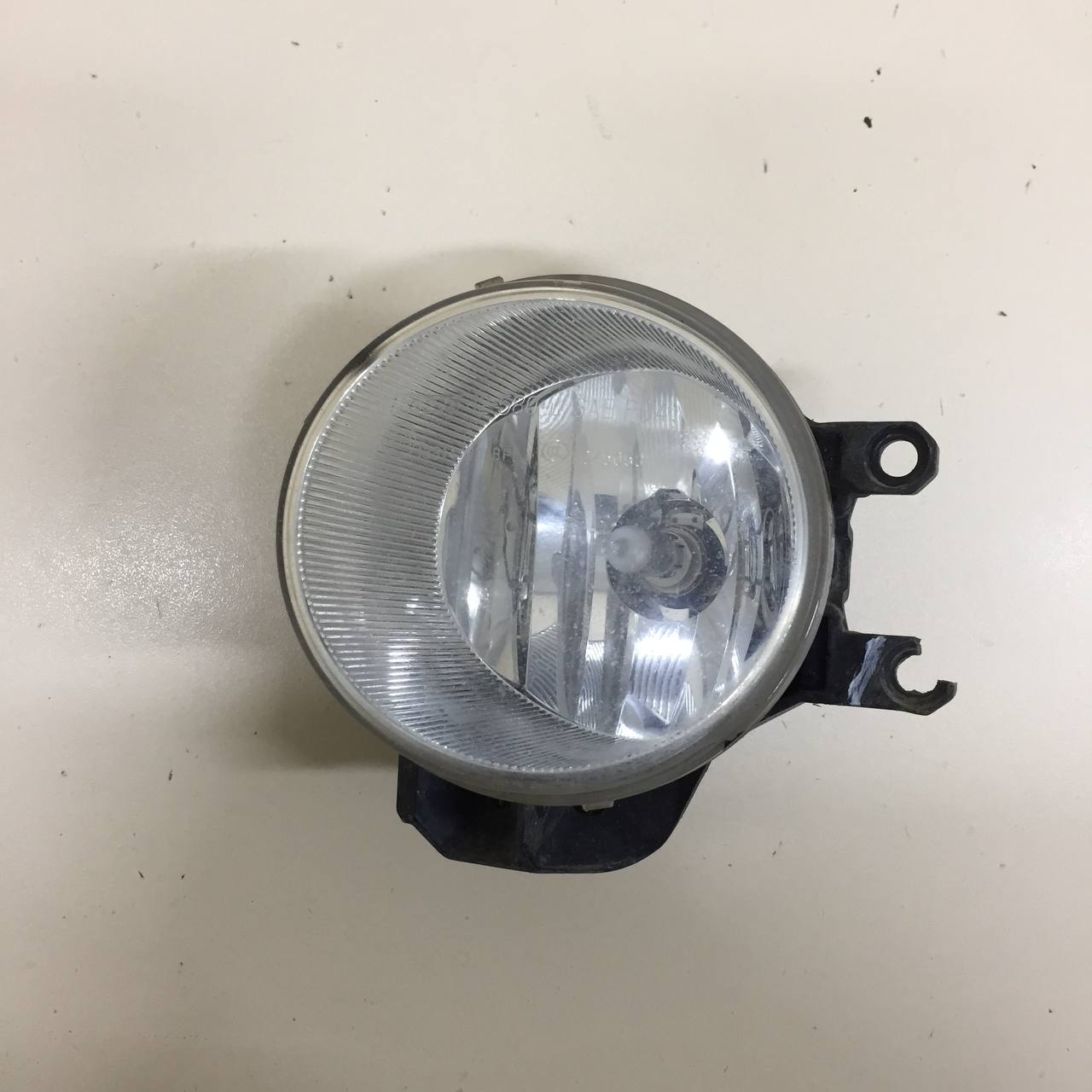 Фара противотуманная левая Toyota Land Cruiser Prado (J150) 2009-2022 Фара противотуманная левая Toyota Land Cruiser Prado (J150) 2009-2022