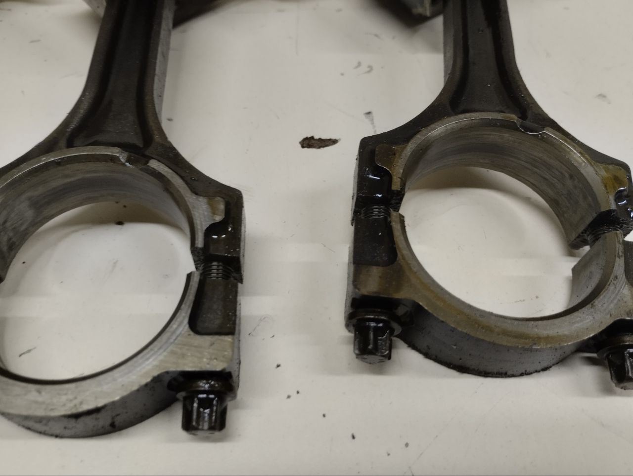 Поршень с шатуном Ford Focus 3 2011>