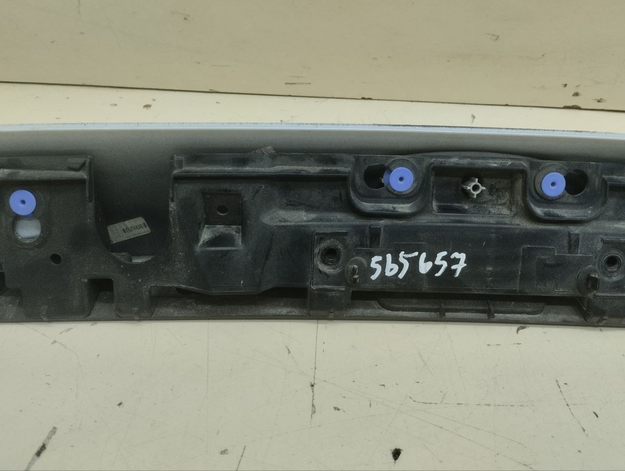 Накладка крышки багажника Ford Mondeo 4 2007-2015 Накладка крышки багажника Ford Mondeo 4 2007-2015