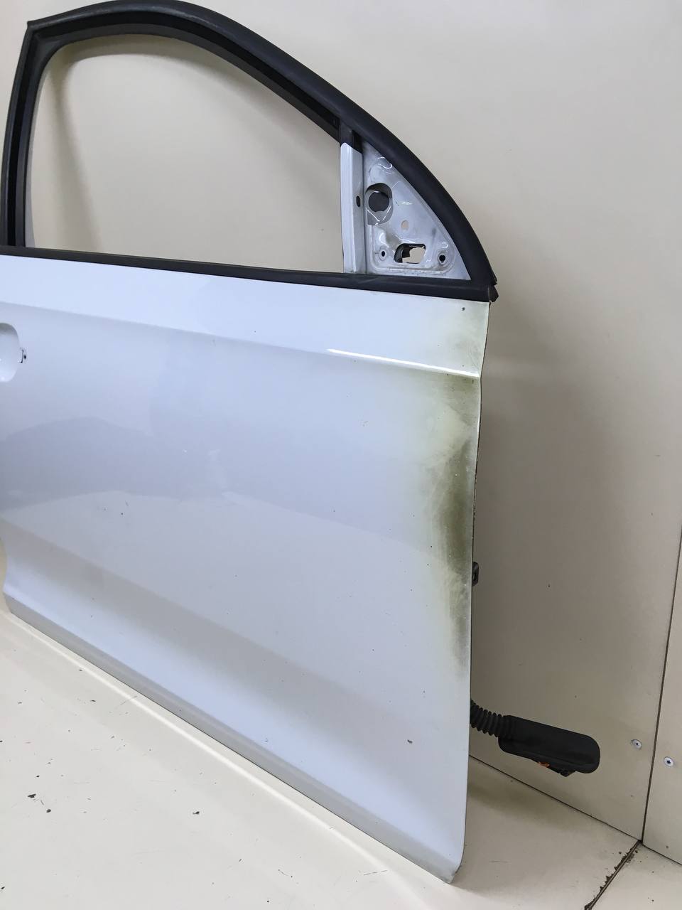 Дверь передняя правая Skoda Rapid 2012-2020 Дверь передняя правая Skoda Rapid 2012-2020