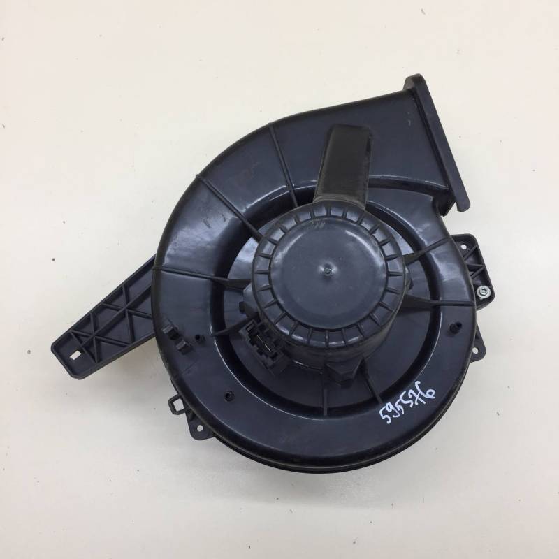 Моторчик отопителя Volkswagen Polo (MK5) 2011-2020